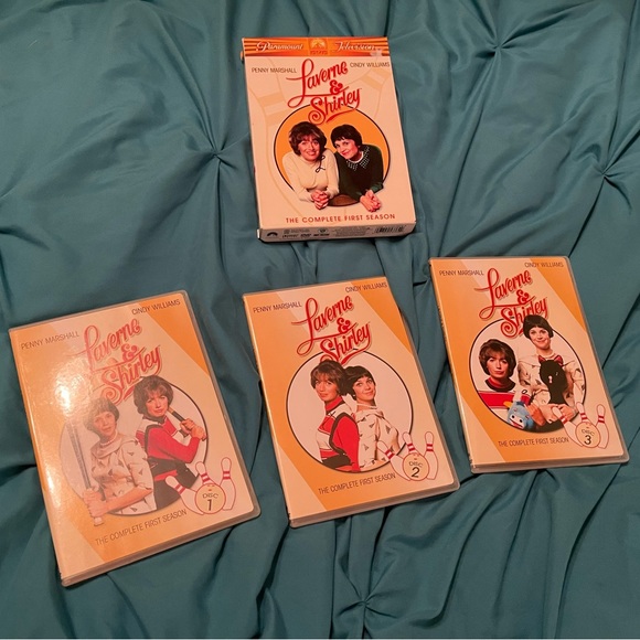 Laverne and Shirley DVDs, 3 discs 15 episodes of comedy! - Picture 2 of 6